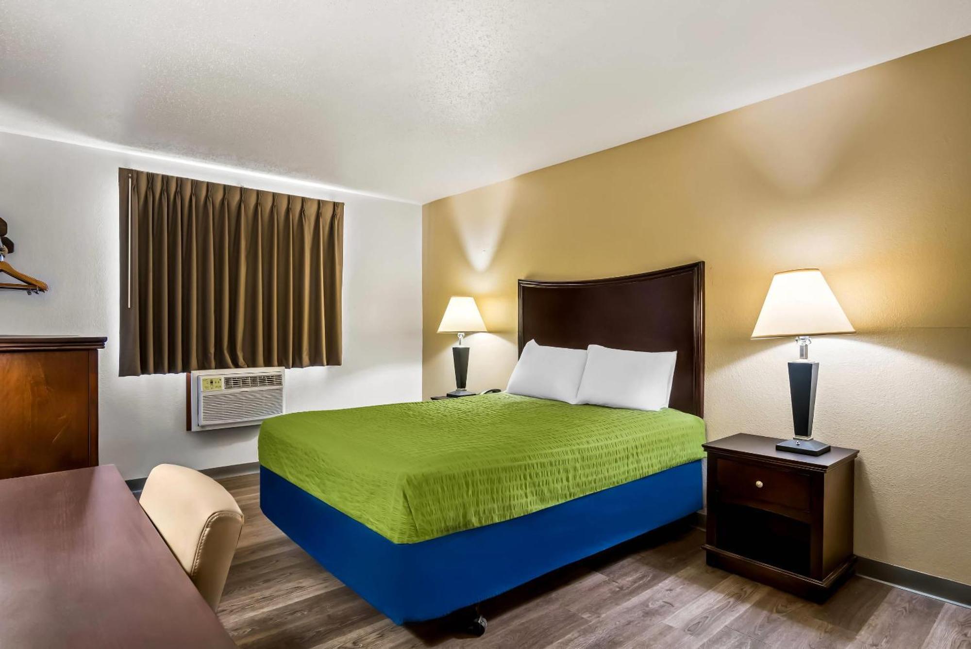 Econo Lodge Inn&Suites Auburn Esterno foto