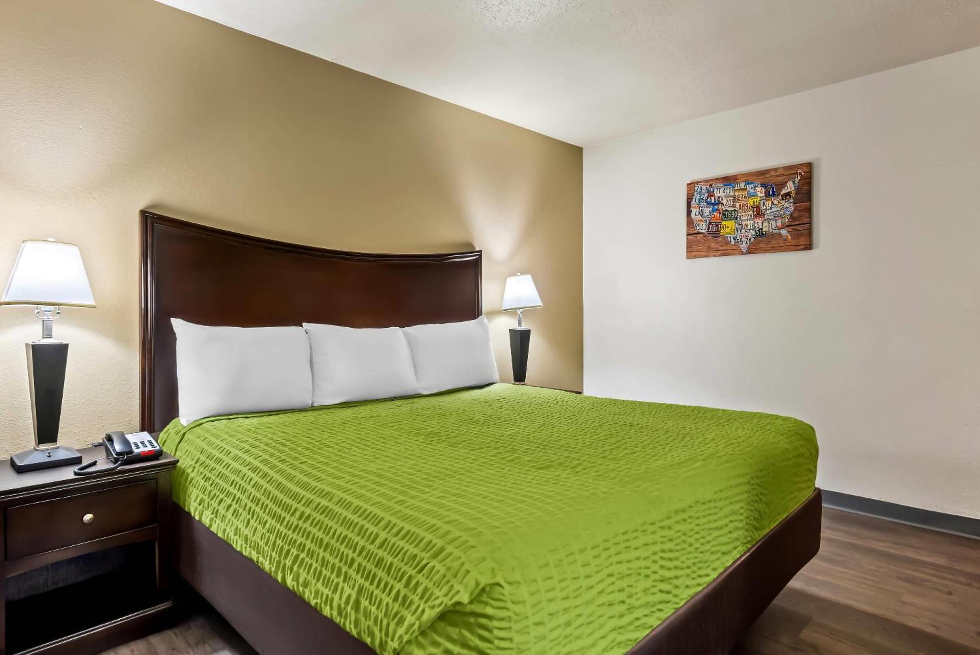 Econo Lodge Inn&Suites Auburn Esterno foto